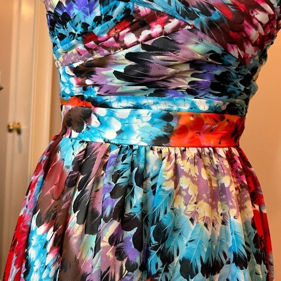 Aidan Mattox Hi Low Feather print strapless chiffon gown, Size 0 - Picture 4 of 15